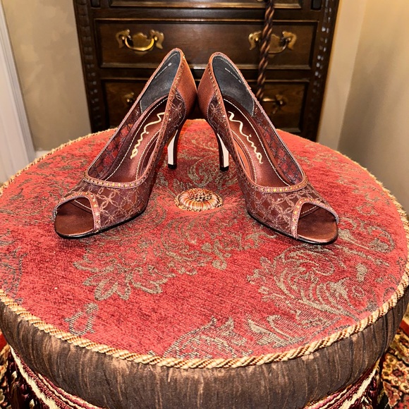 Nina bronze heels size 6.5 - Picture 2 of 6